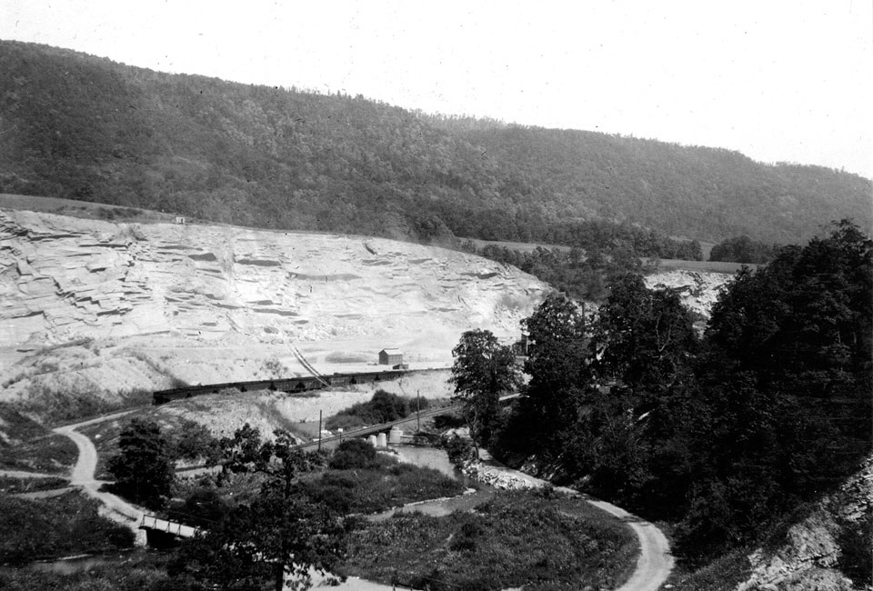 1924 Photograph of the Ganister Quarry, C. Butts, via USGS